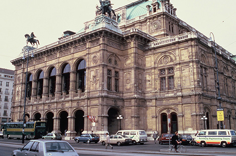 Áo: Nhà hát Opera Quốc gia Vienna
